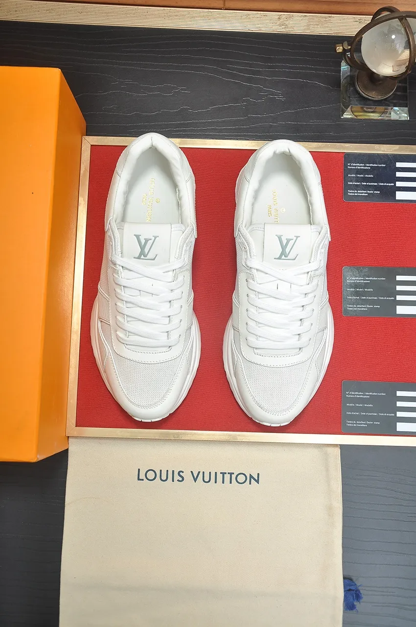 Men's men's shoes 💰720💶[LOUIS VUITTON] (original order) new style 🍀LV Louis Vuitton * - top version of LV classic trendy shoes! Made of imported original cowhide, water-dyed cowhide lining, and original wear-resistant rubber outsole! High quality products! Code number 38-45 (45 customized)